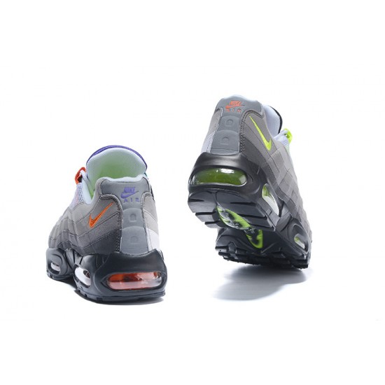 Sports Shoes Nike Air Max 95 OG QS (W/M) Blacksafety Orangevolt 810374-078